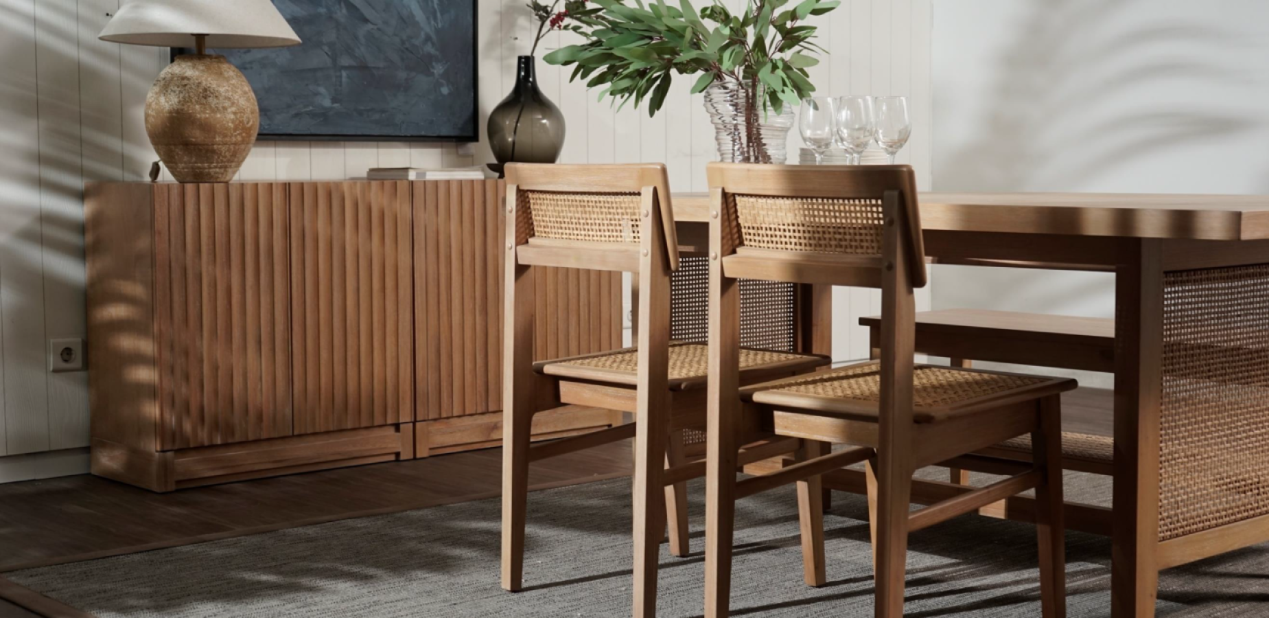The Furniture Guide