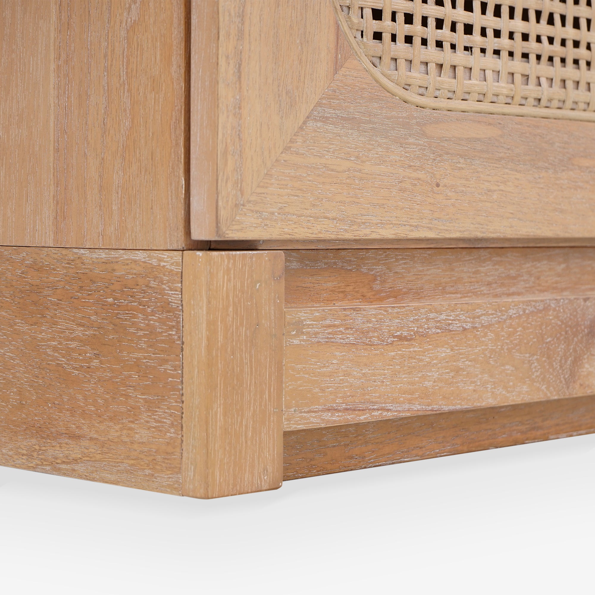 Detail Leg Natural Liora 31.5 Rattan Modular Cabinet