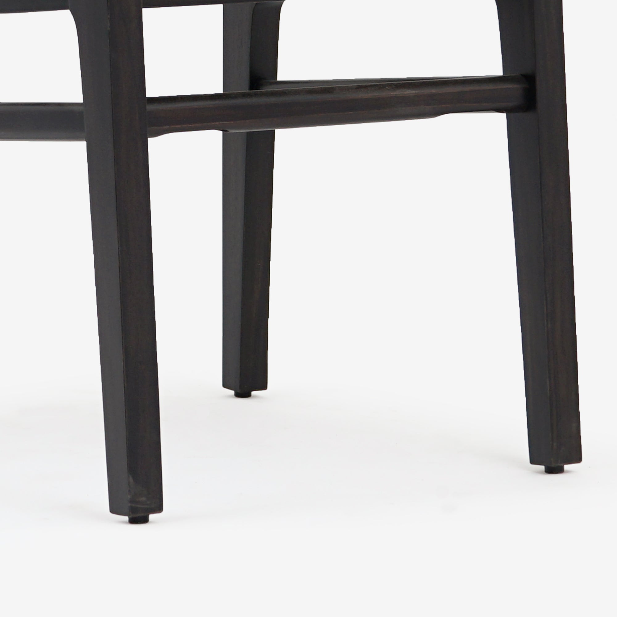 Detail Leg Black Liora Rattan Dining Chair Set
