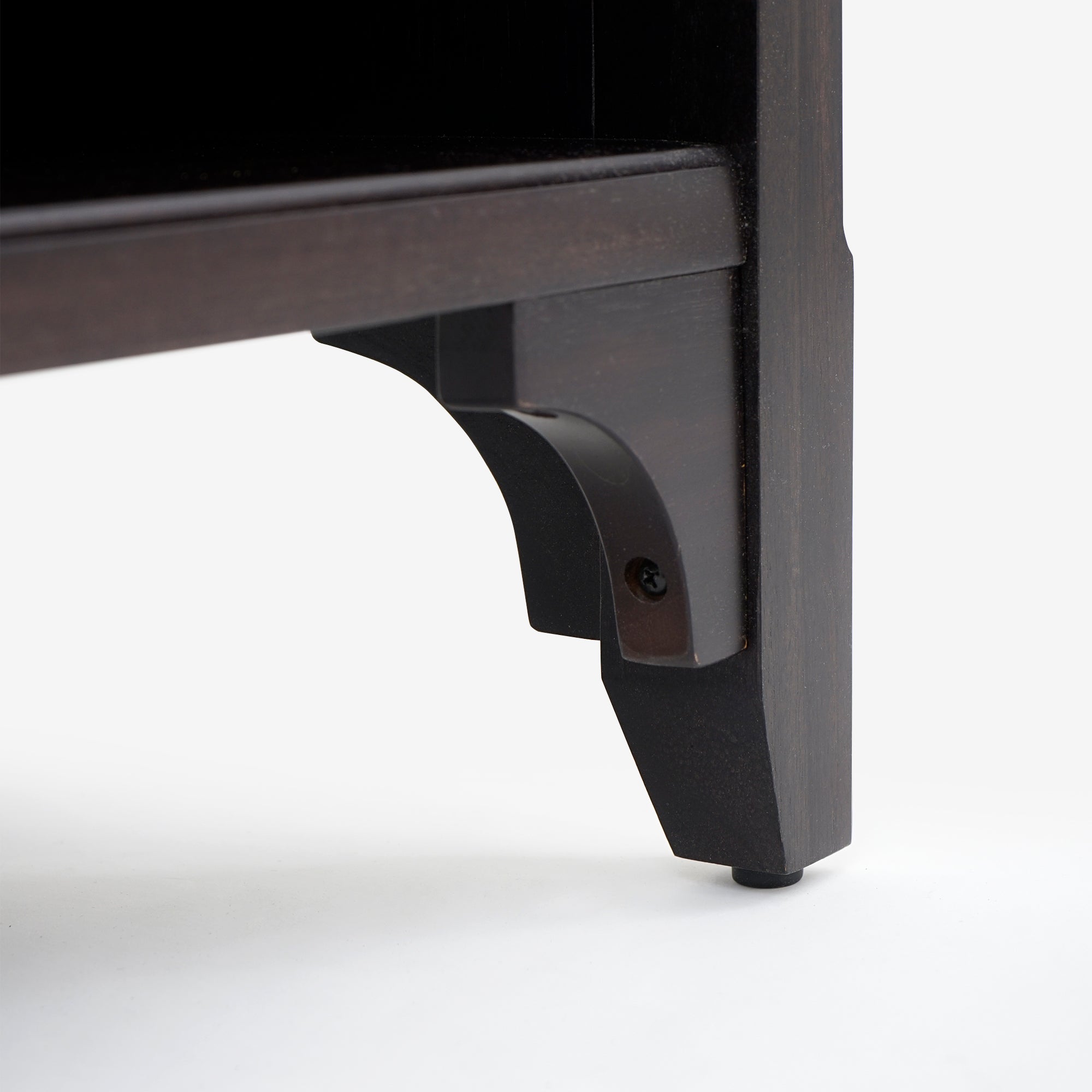 Detail Leg Black Lurian 1 Drawer Rattan Nightstand