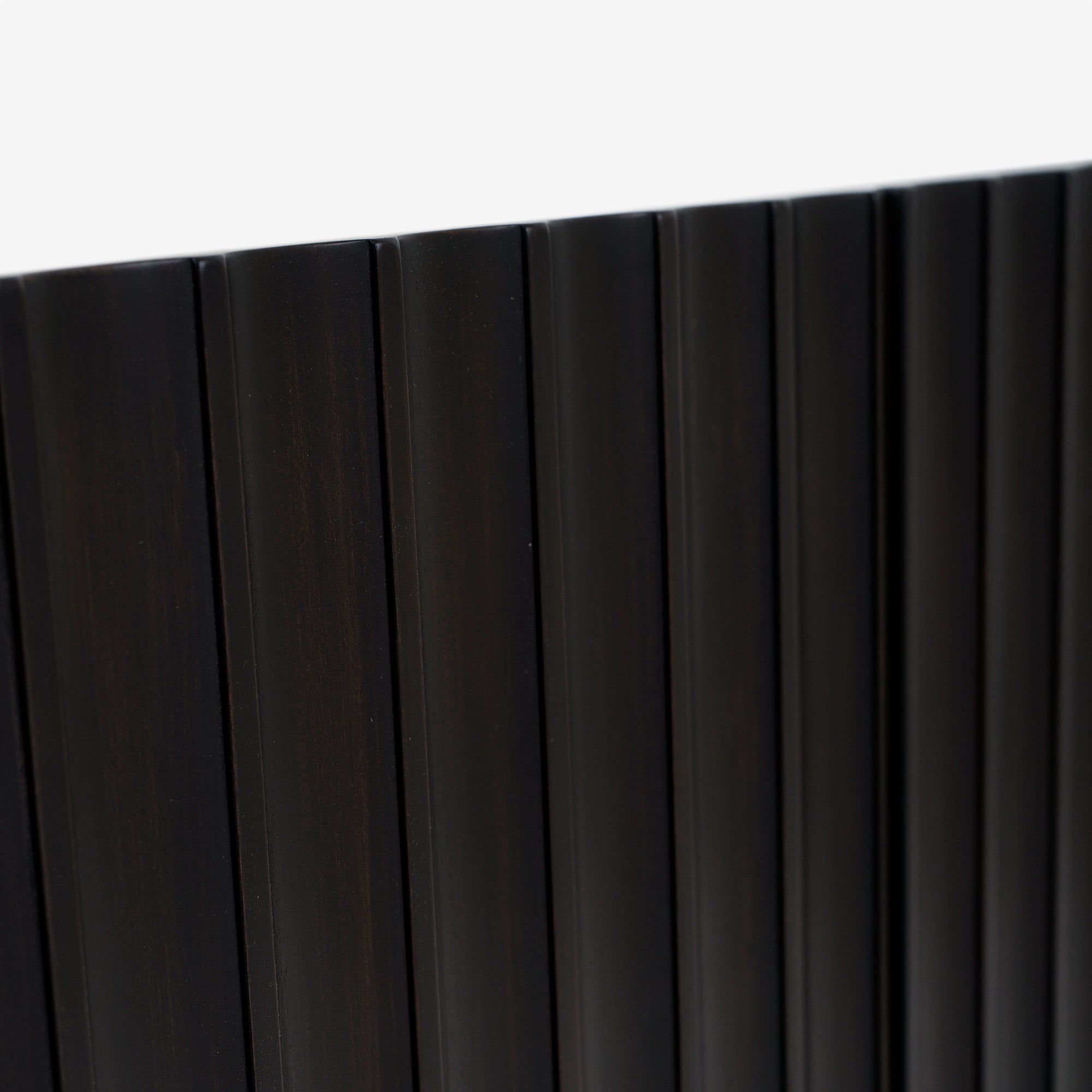 Detail Black Mira 31.5 Scalloped Modular Cabinet Doors