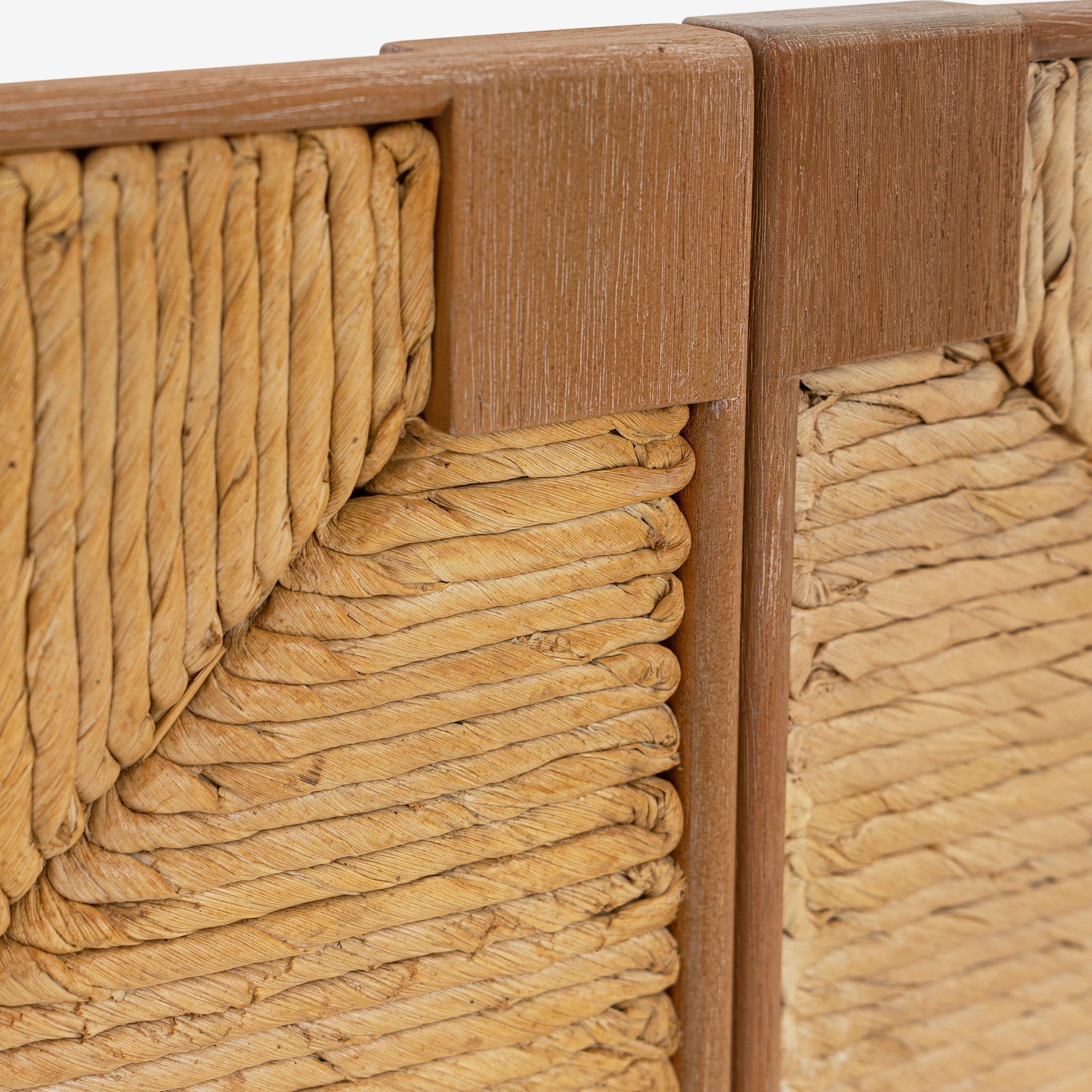 Close-up of Natural Kolena 31.5 Banana Modular Cabinet